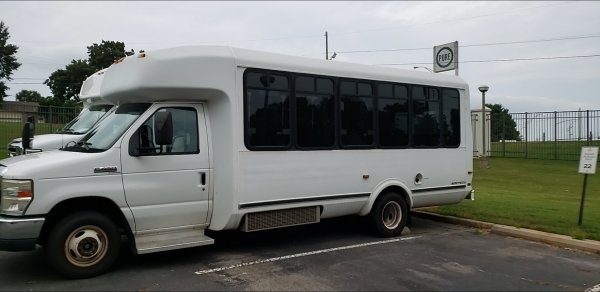 2010 Ford Aerotech Bus